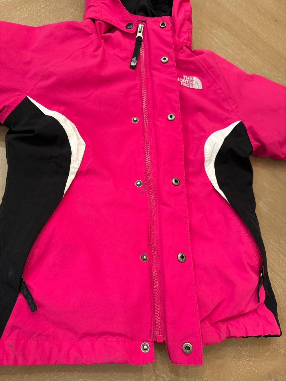 The North Face Girls’ Snowquest Triclimate Jacket - Picture 2 of 11